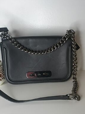 Coach Swagger Black Glovetanned Leather Chain Shoulder Bag 54640